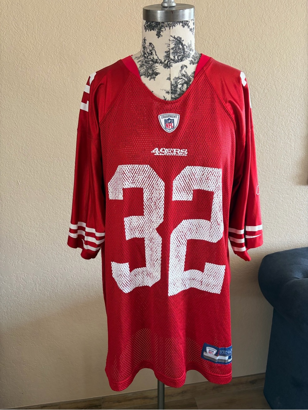 Hunter 32, NFL 49ers Jersey
